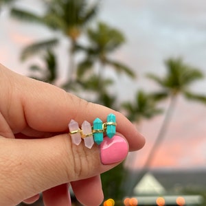 Clous d&#39;oreilles turquoise en argent sterling plaqué or : boucles d&#39;oreilles minimalistes