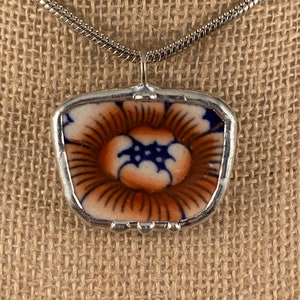 Broken China Imari Pendant -- #31,276