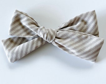 Gray stripe single