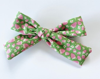 Green with pink strawberry single
