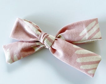 fun pink and cream single