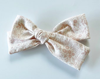 light pink floral single