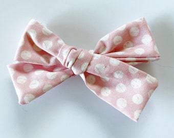 Pink with white dot single