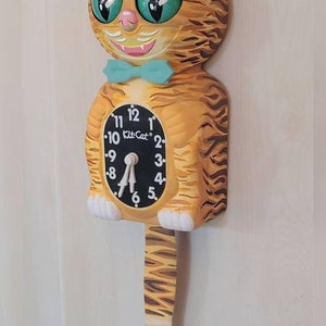 Orange Tabby Kit Cat Clock