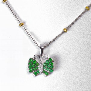 18k white gold, butterfly pendant, green garnet, diamond, nature