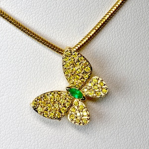 18k, butterfly pendant, emerald, yellow diamond, yellow gold, statement feminine nature