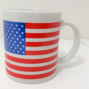 Vintage patriotic USA american flag mug Bergquist imports mcm cup coffee tea
