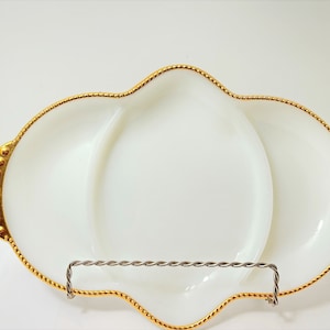 Plat à relish divisé en verre de lait blanc Fire-King avec bordure dorée