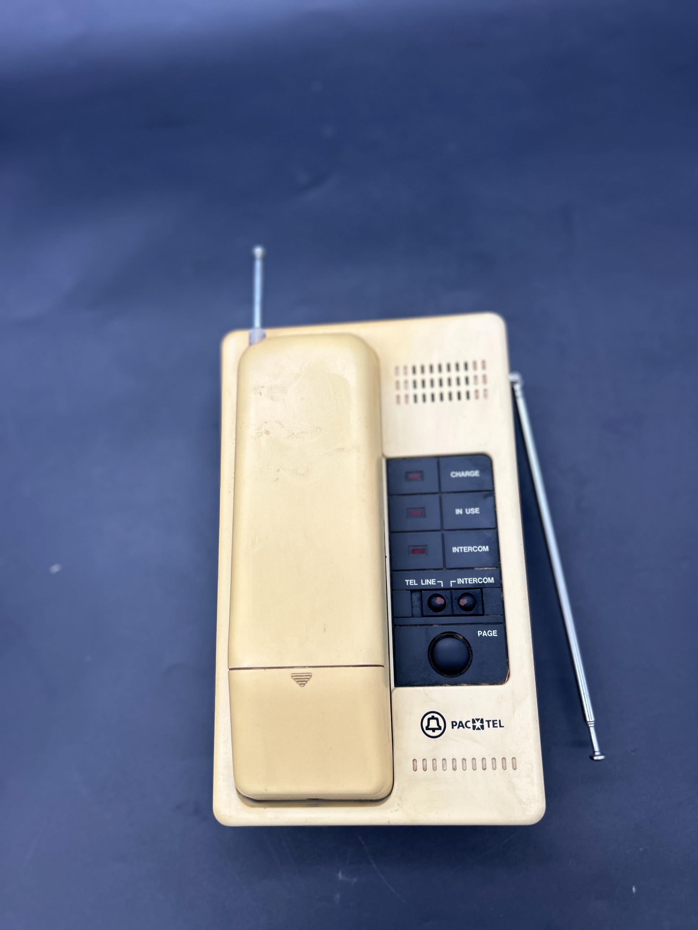 Vintage 1988 PACTEL Cordless Phone CS8100 Ivory Color-collectible