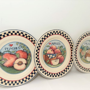 Susan Winget Harvest Fair Dinner Plates: Peaches, Apples, Pears (Set of 3)