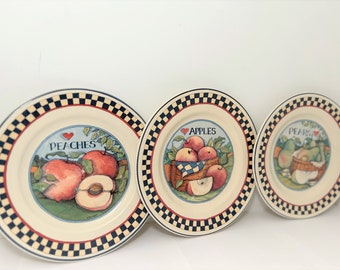 Susan Winget Harvest Fair Dinner Plates: Peaches, Apples, Pears (Set of 3)