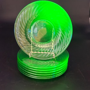 7 - Vintage Anchor Hocking Optic Swirl Green Depression Uranium Plates 6" Glows