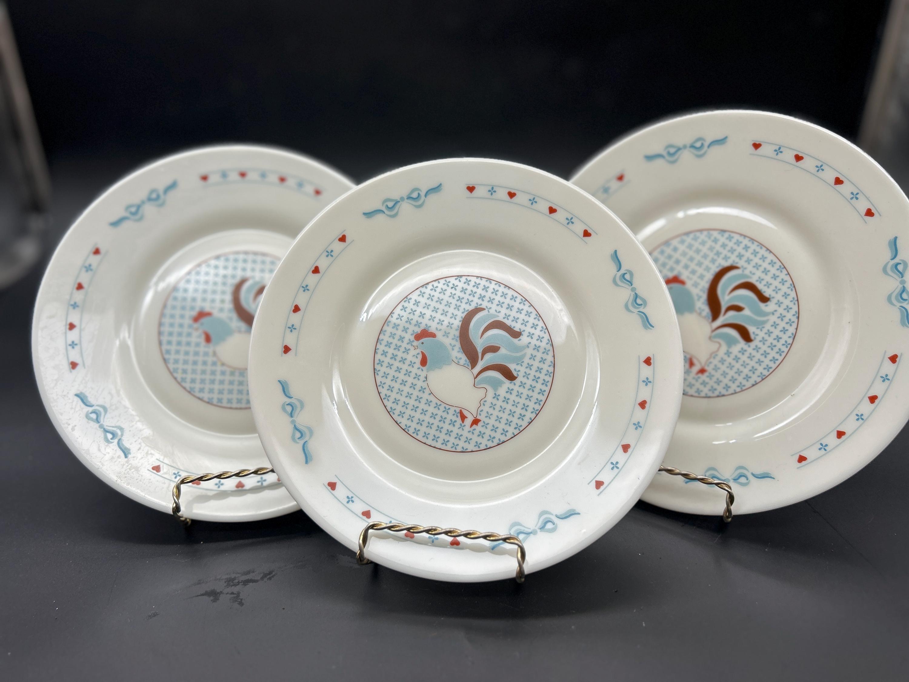 Vintage Arcopal France Rooster Plates - Set of Three 8 Inch Milk Glass