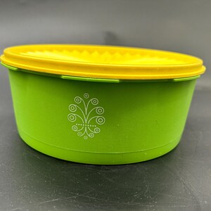 Vintage Tupperware Green Yellow Canister # 1204 w/Lid Servalier 1204