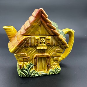 Vintage Cottage core decorative porcelain cottage country home House Shape serving teapot