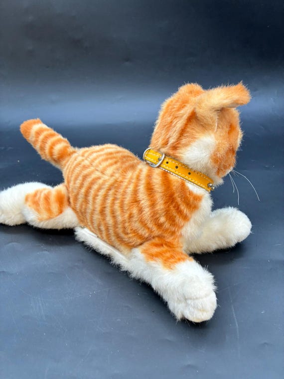 Vintage 1991 Takara Purr-fect Tabby Cat Interactive Meows Purrs