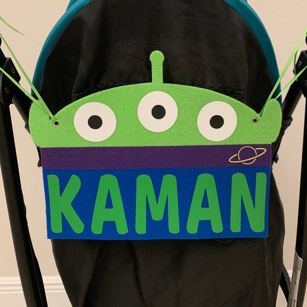 Green Alien Theme Felt Personalized Decoration and Stroller Tag, Name Tag, Customized Sign, Christmas Gift for Parents, Kids