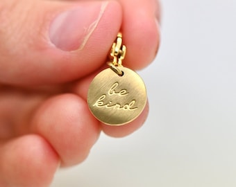 Engraved Charm ‘Be Kind’
