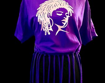 Lady with Locs Afrocentric Fringed T-Shirt