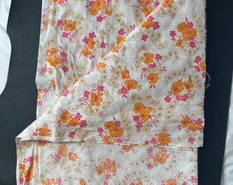 Panel de tela floral vintage: estampado retro rosa y naranja de los años 70