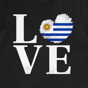 Love Uruguay T-Shirt: Uruguayan Flag Heart Tee