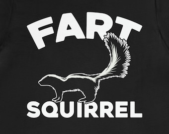 Funny Skunk Shirt Gift Animal Lover Humor Wildlife Owner Graphic Tee TShirt Pest Scent