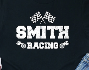 Individuell gefertigtes Racing T-Shirt: Individuelles Geschenk für den Familien-Race-Day
