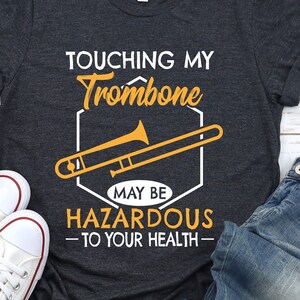 Camiseta divertida de trombonista: &quot;Tocando mi trombón&quot;