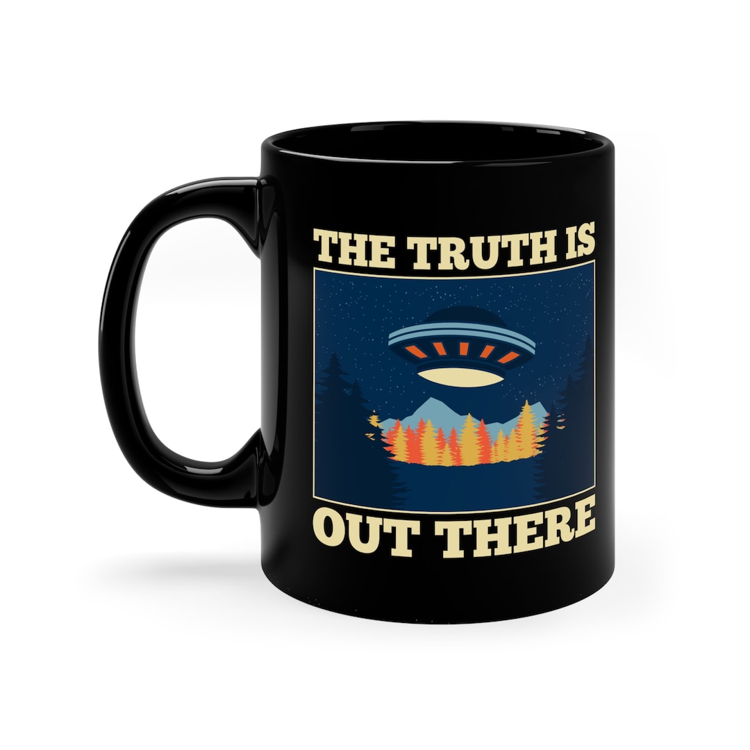 UFO Mug / Funny Flying Saucer Gift for Him & Her / Alien Fan Present