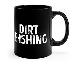 Funny Metal Detecting Mug: Treasure Hunting Gift