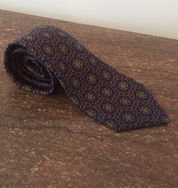 Hermes' Paris Vintage Silk Luxury NeckTie Made In… - image 2