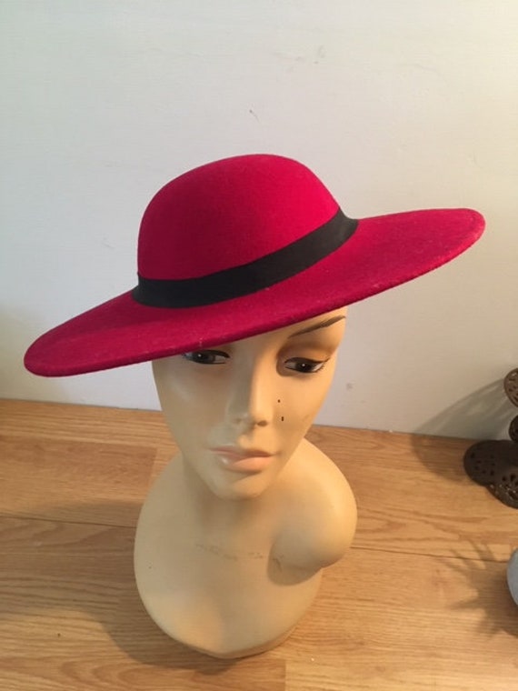 Vintage Wool Hat 60s 70s 80s Magenta with Black F… - image 1