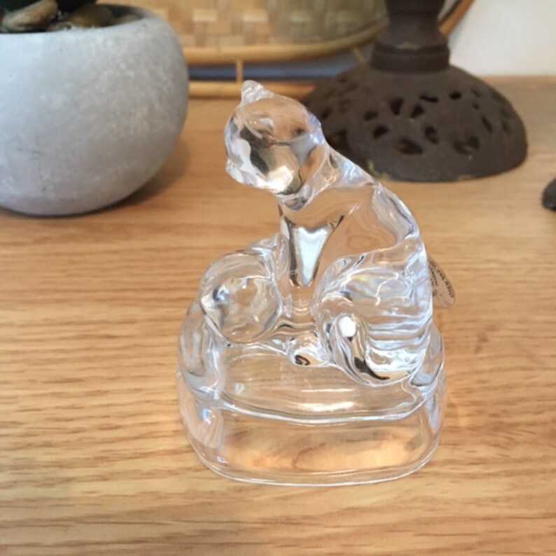 SALE Small Glass CityCatLead GlassAvon CollectableCrazy Cat LayFeline