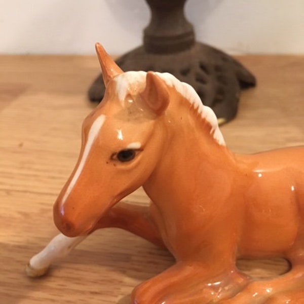 Palomino Beswick Reclining Foal Model 915