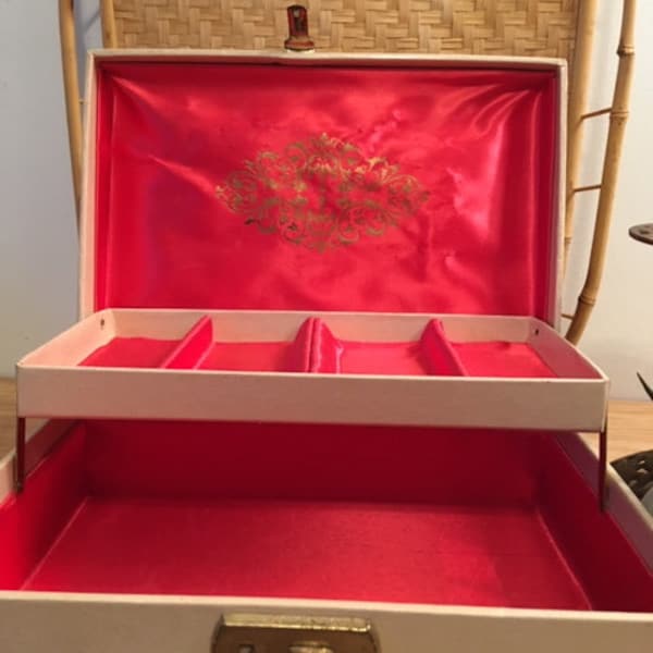 Big Sale Vintage White Jewelry Box NOS Red Lining