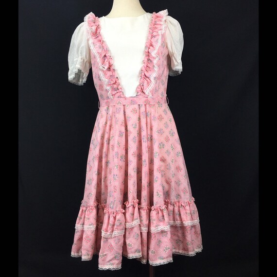 Vintage 70s Handmade Pink Prairie Ruffled Lace Dre