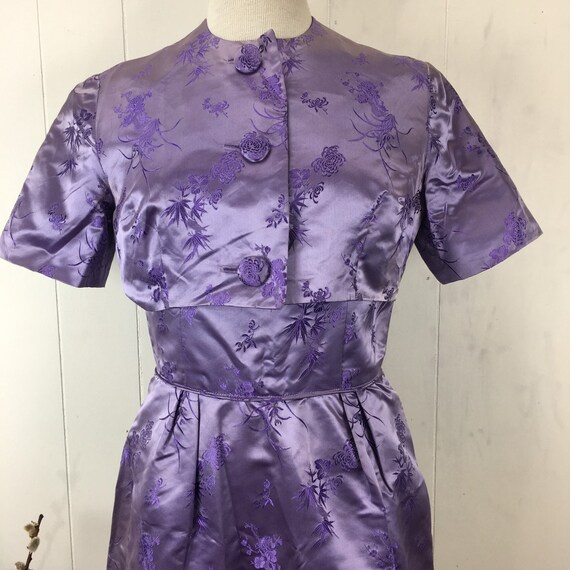 Vintage 50s Handmade Purple Satiny Asian Inspired… - image 2