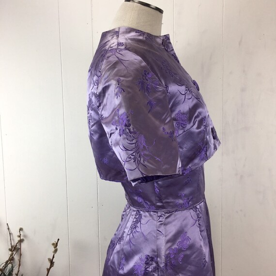 Vintage 50s Handmade Purple Satiny Asian Inspired… - image 5