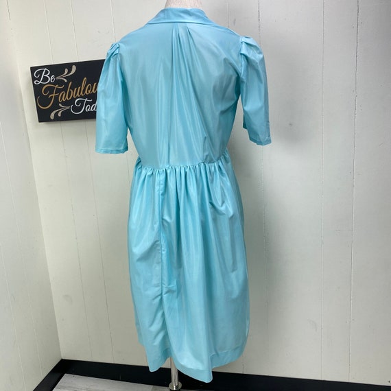 Vintage Blue Shirtwaist Style Nightgown - image 8