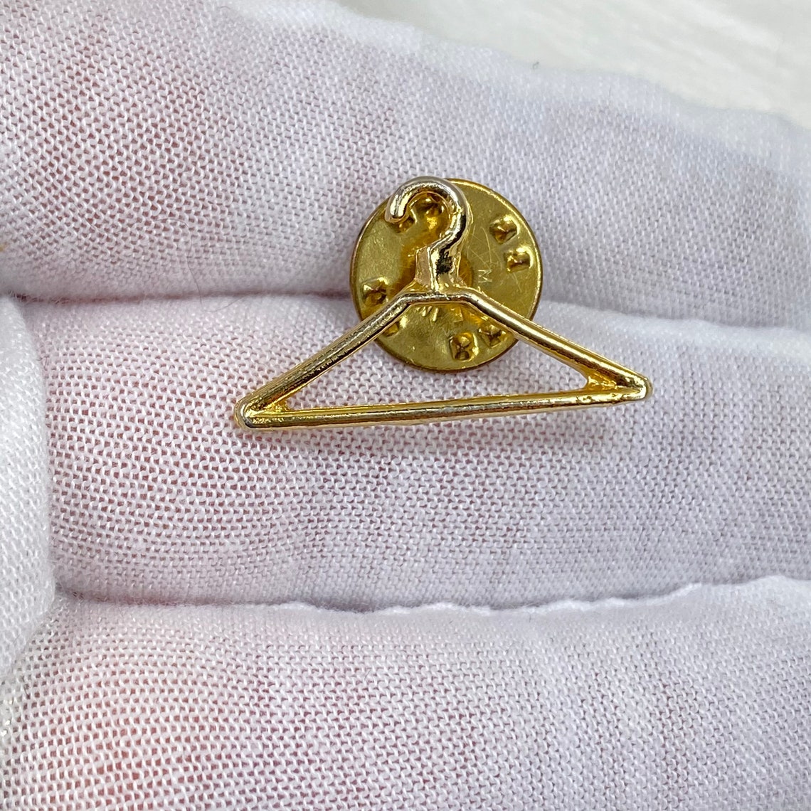 Vintage Gold Tone Coat Hanger Lapel Pin Seamstress Tailor Etsy