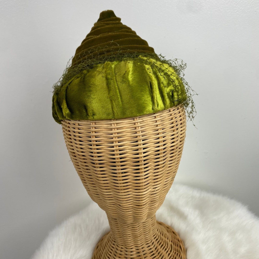 Vintage 60s Green Swirl Hat Genie Dome Birdcage Vintage 60s Green Swirl Hat Genie Dome Birdcage - Etsy main image 2