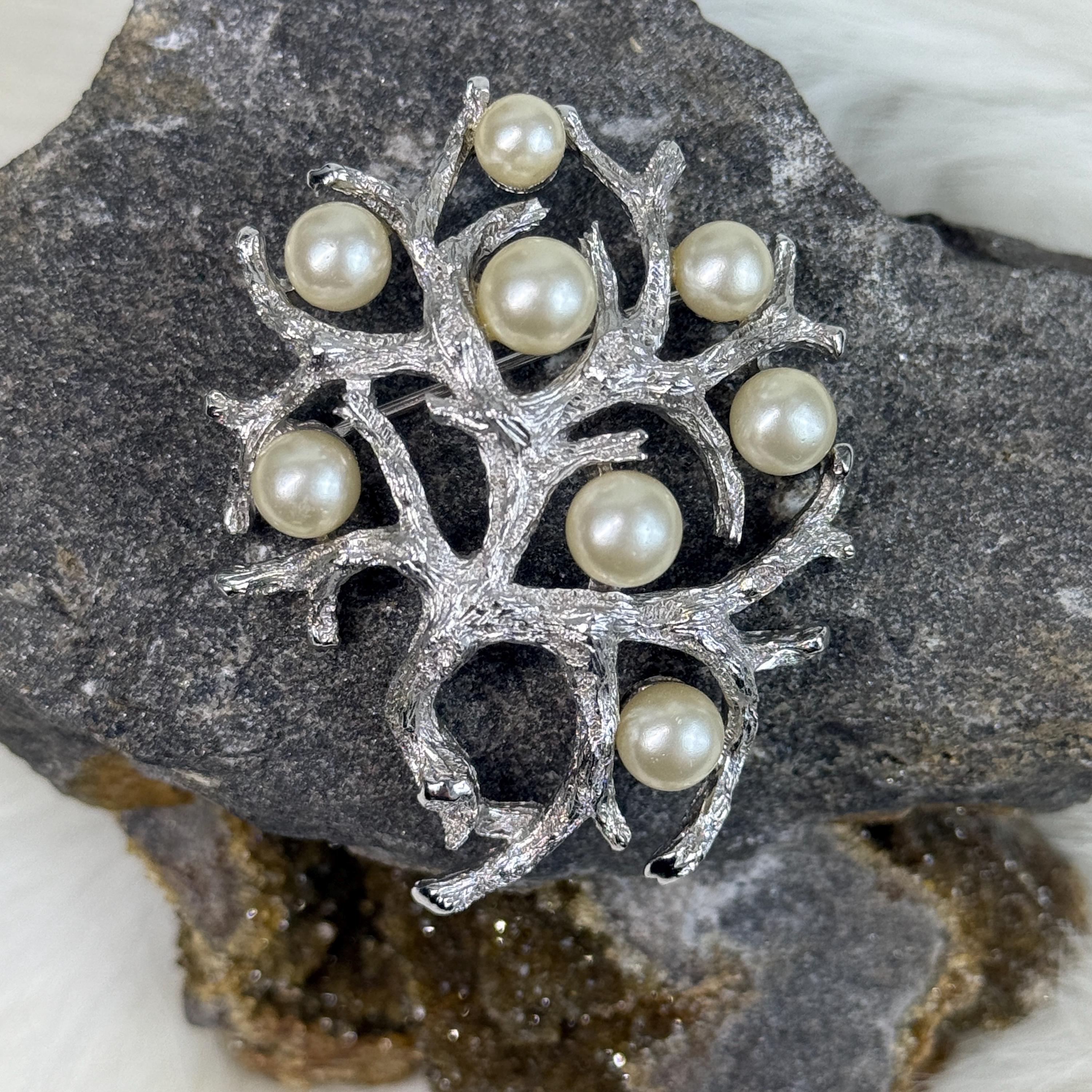 Vintage Silver Pearl Branch Headpiece Mini Ram Horns Headpiece in White and Silver. Slver Star  main image 2