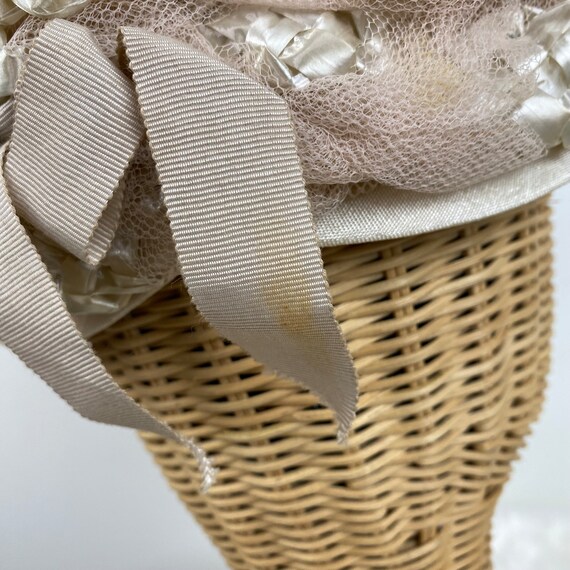 Vintage Beige Tulle Hat w/ Bow Union Made USA - image 7