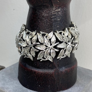 スーツ特別割引クーポン Coro Silver Leaf Etsy - Bracelet アクセサリー