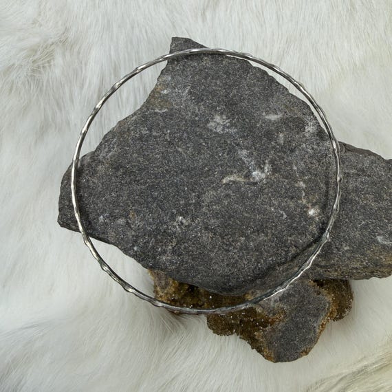 Thin Etched Leaf Silver-Plated Bangle Bracelet - image 5