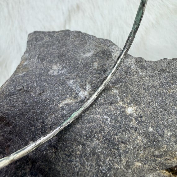 Thin Etched Leaf Silver-Plated Bangle Bracelet - image 6