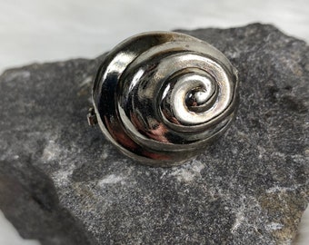 Vintage Silver Tone Spiral Shell Scarf Clip 1.25" X 1.25"