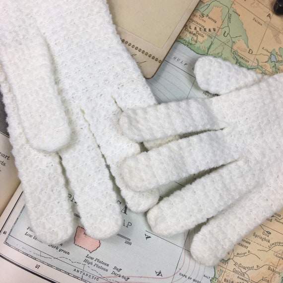 Vintage Off-White Italy Crochet Gloves / Free Shi… - image 5