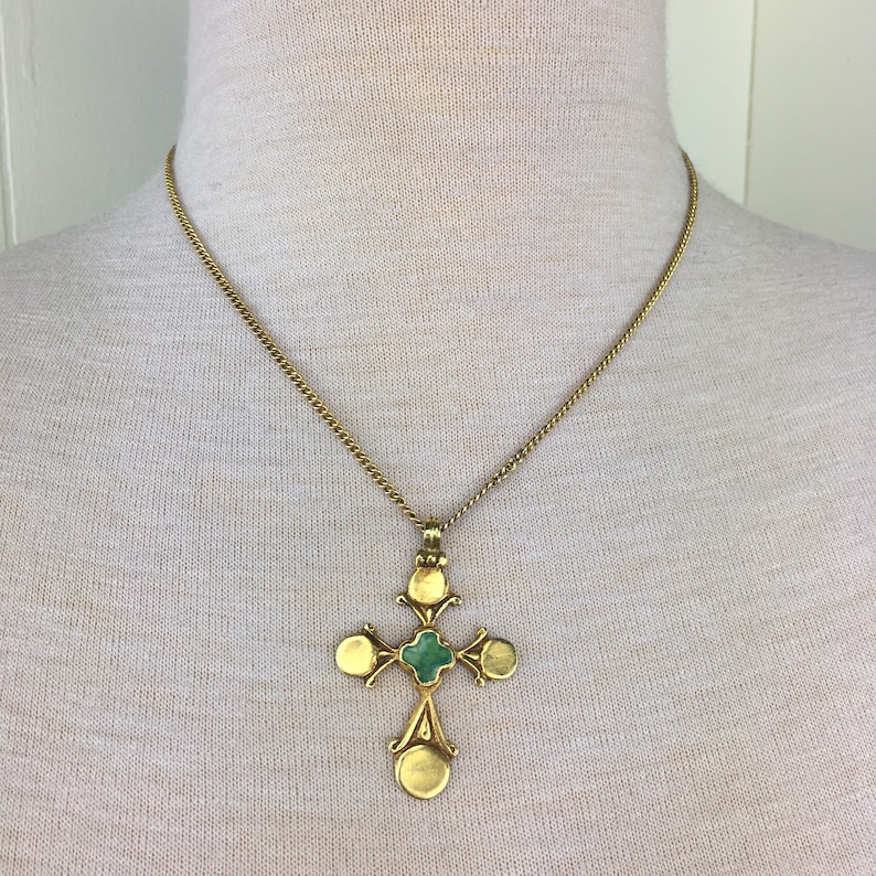 Vintage Gold Tone /& Green Celtic Cross Necklace Free Shipping