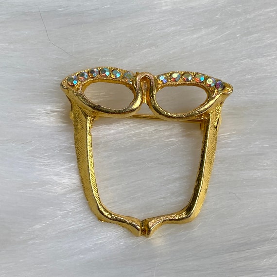 Vintage Gold Tone Rhinestone Cat Eye Glasses Broo… - image 3